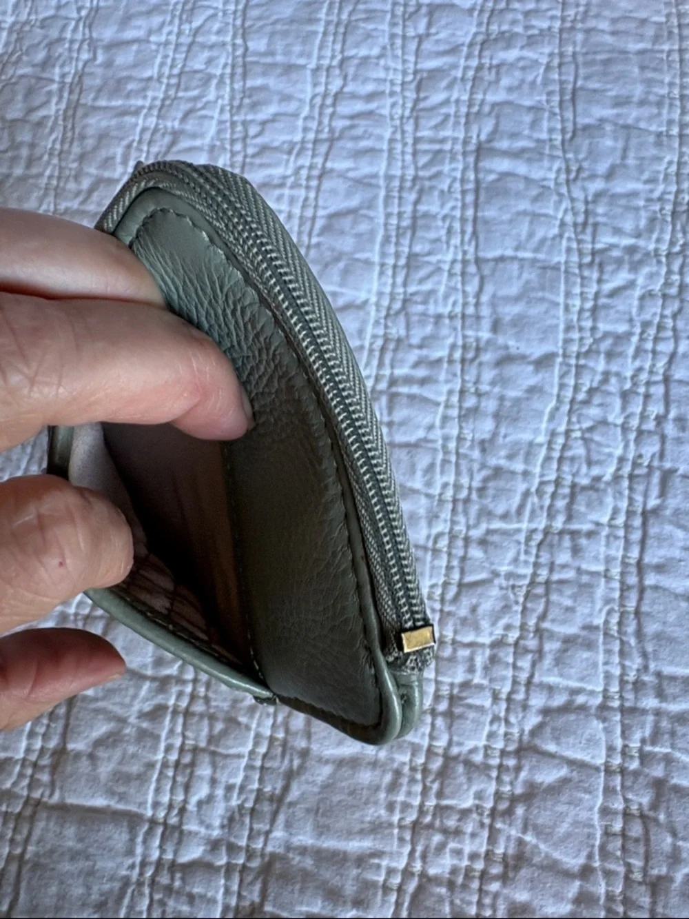 The Sak Mint Green Leather Card Case with Key Ring - Picture 5 of 6